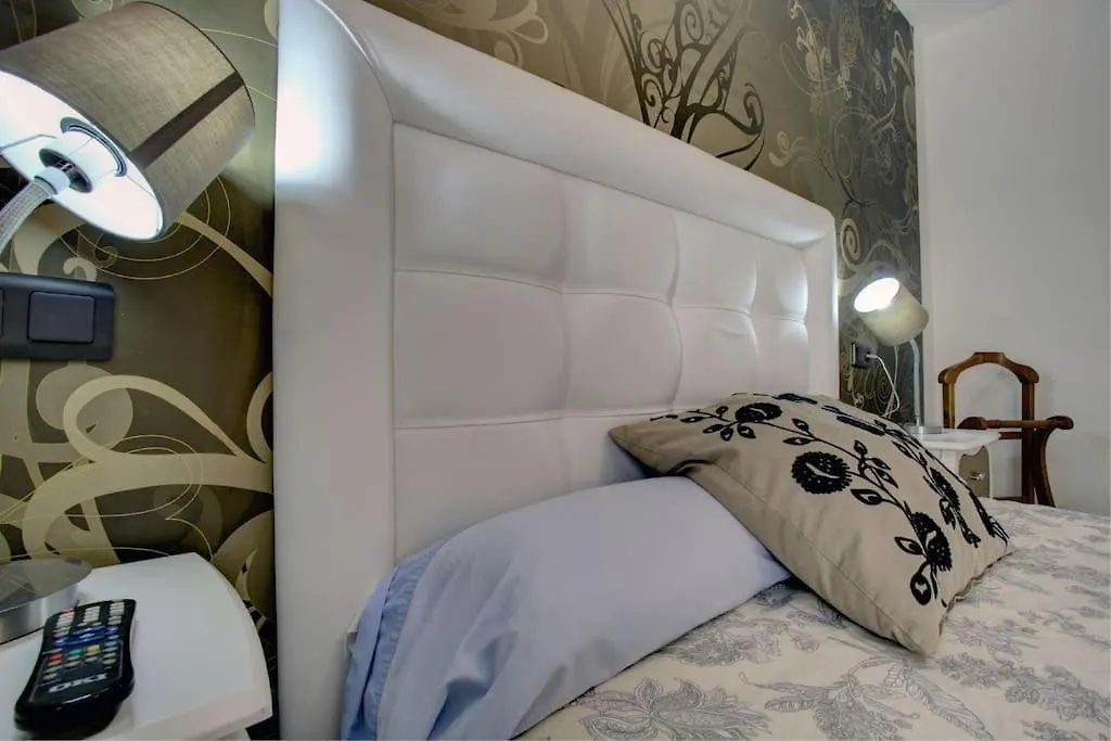 Mar & Pe Apartment Marbella Spain
