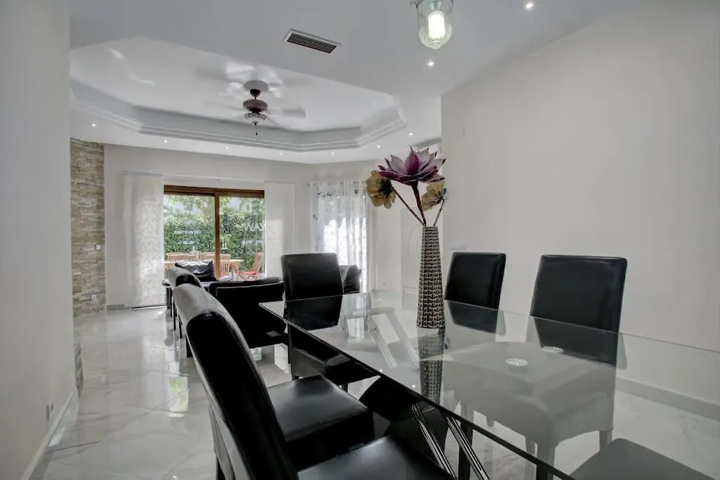 Mar & Pe Apartment Marbella